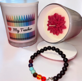 Love my Teacher - TEACHER'S CANDLE & CHAKRA BRACELET GIFT SET